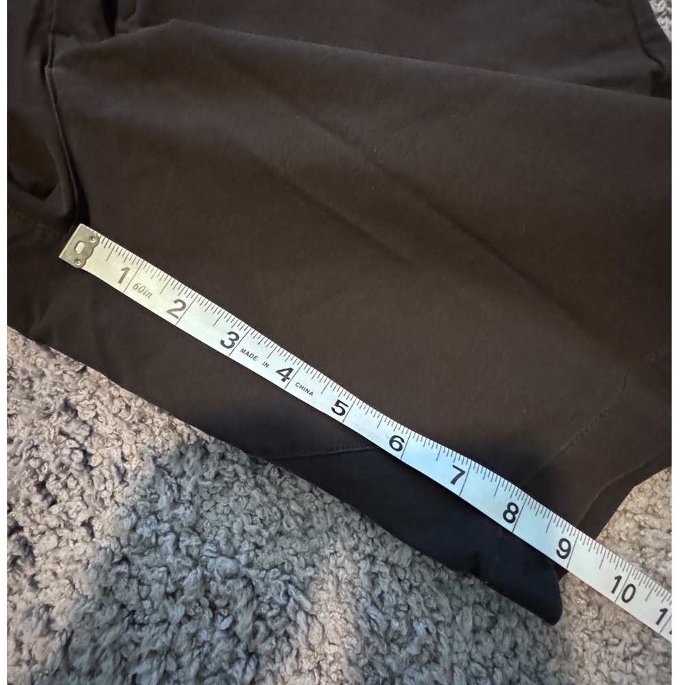 Lululemon Commission Classic Fit Short 9" Versa Twill Size 30 Black - Picture 4 of 4